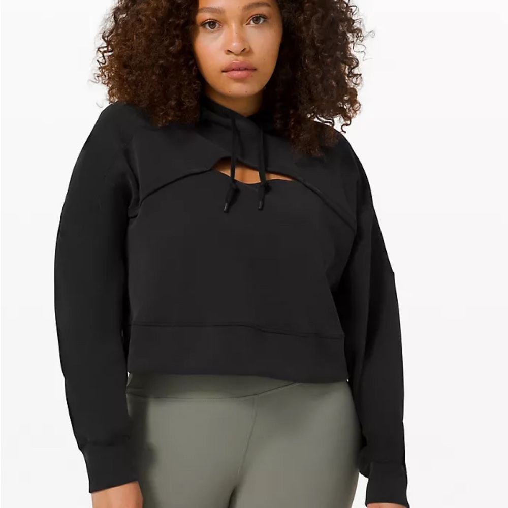 Black crop hoodie - Picture 2 of 6